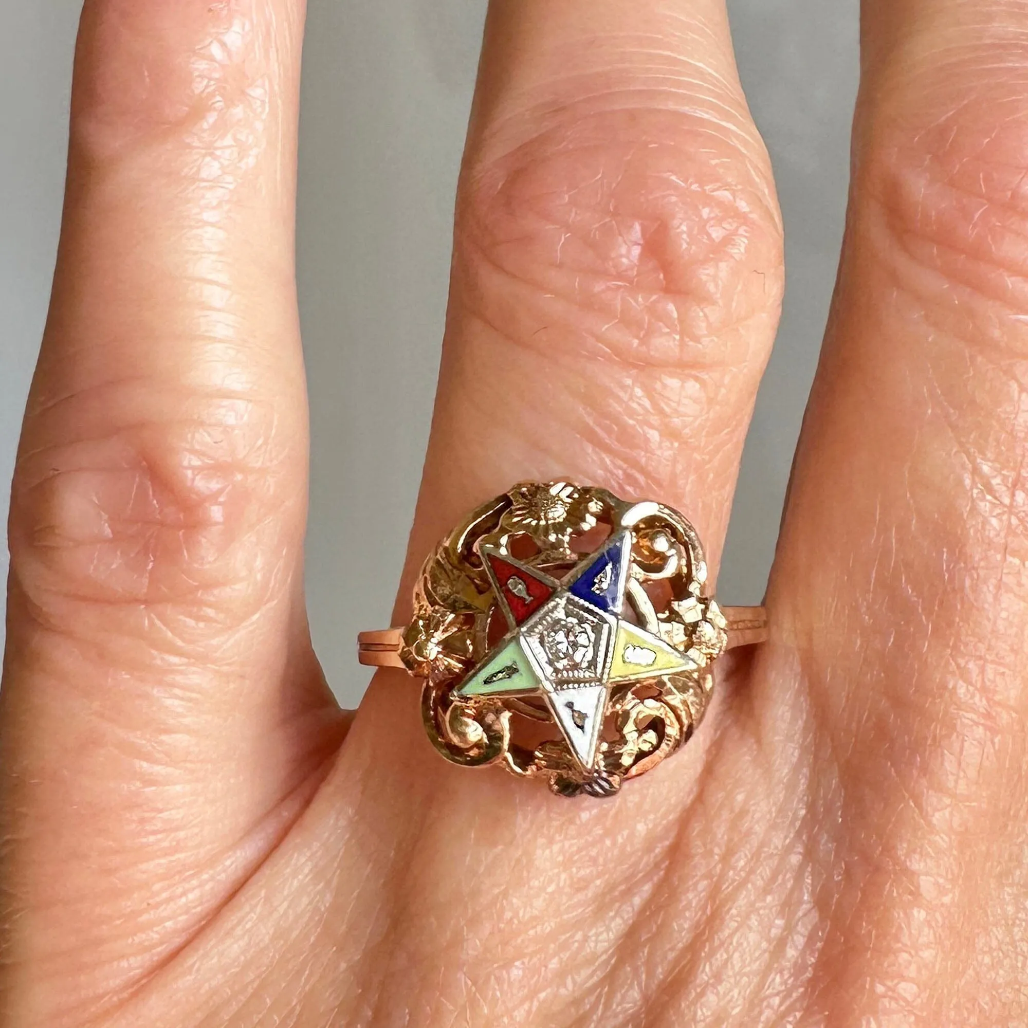 1940s Rose Gold Floral Diamond Enamel Star Masonic Ring