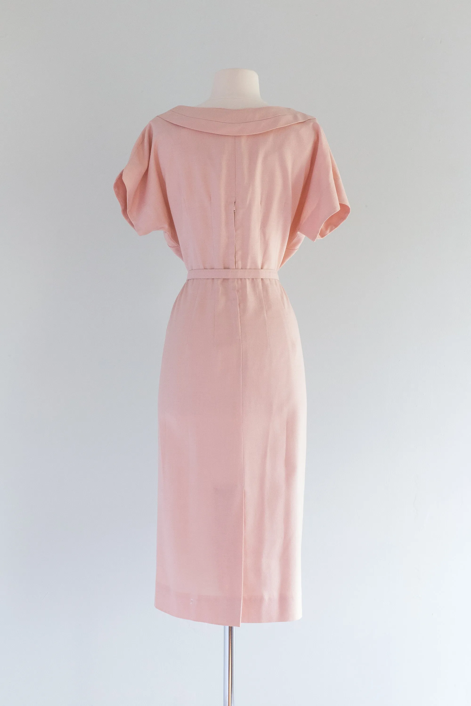 1950's Rose Blush Wiggle Dress With Lace Applique' / Waist 34