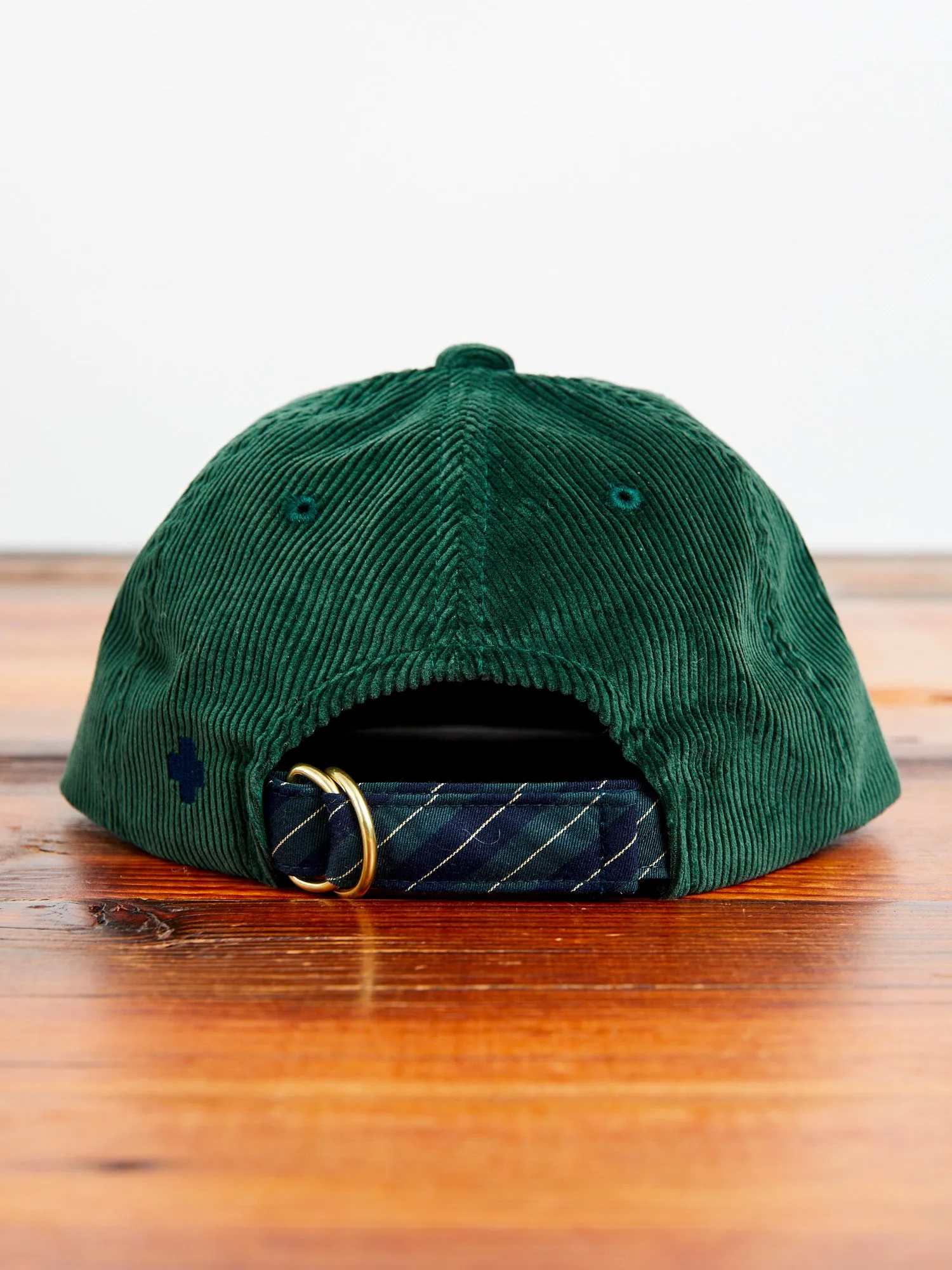 6-Panel Corduroy Cap in Green