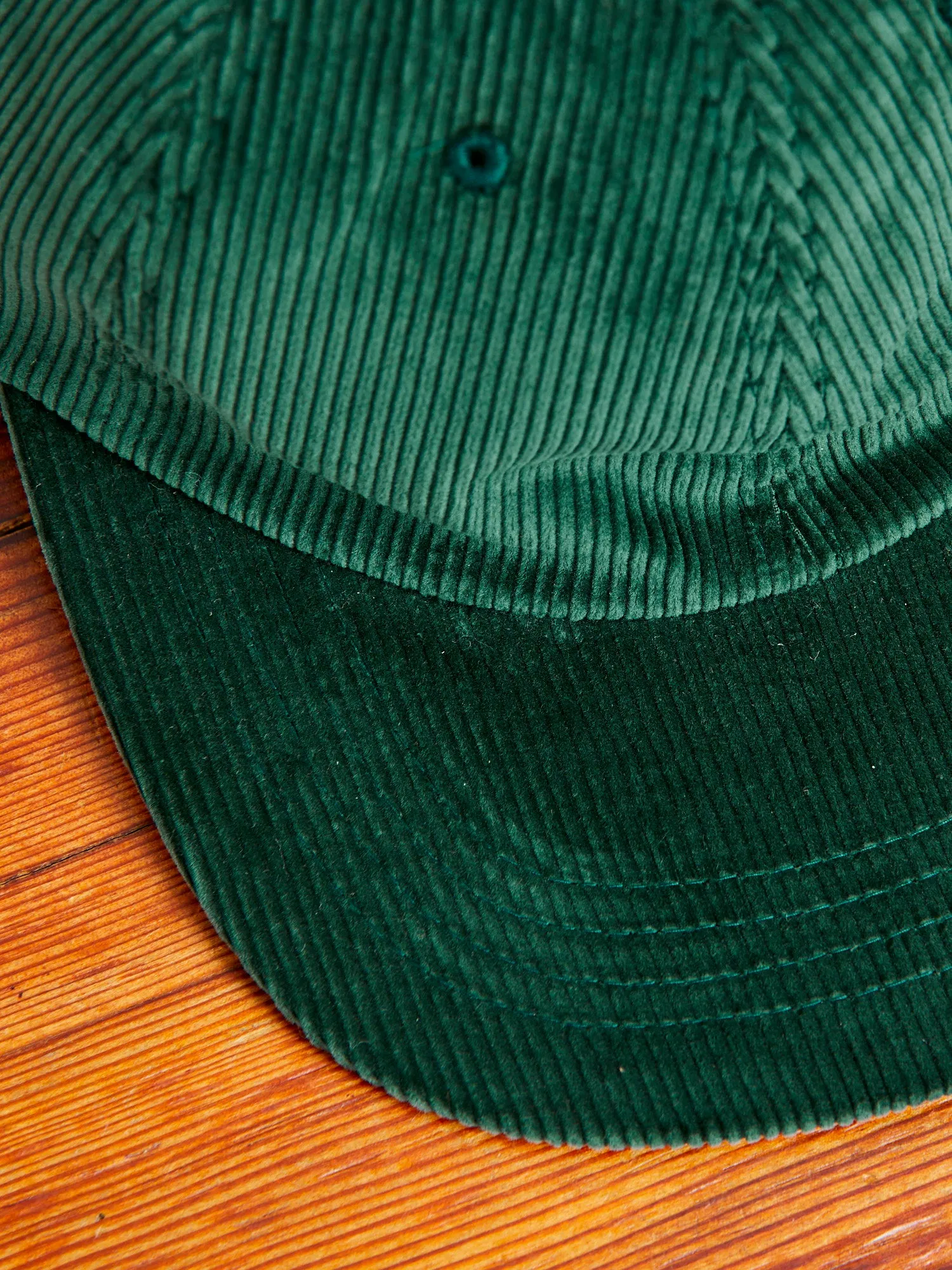 6-Panel Corduroy Cap in Green