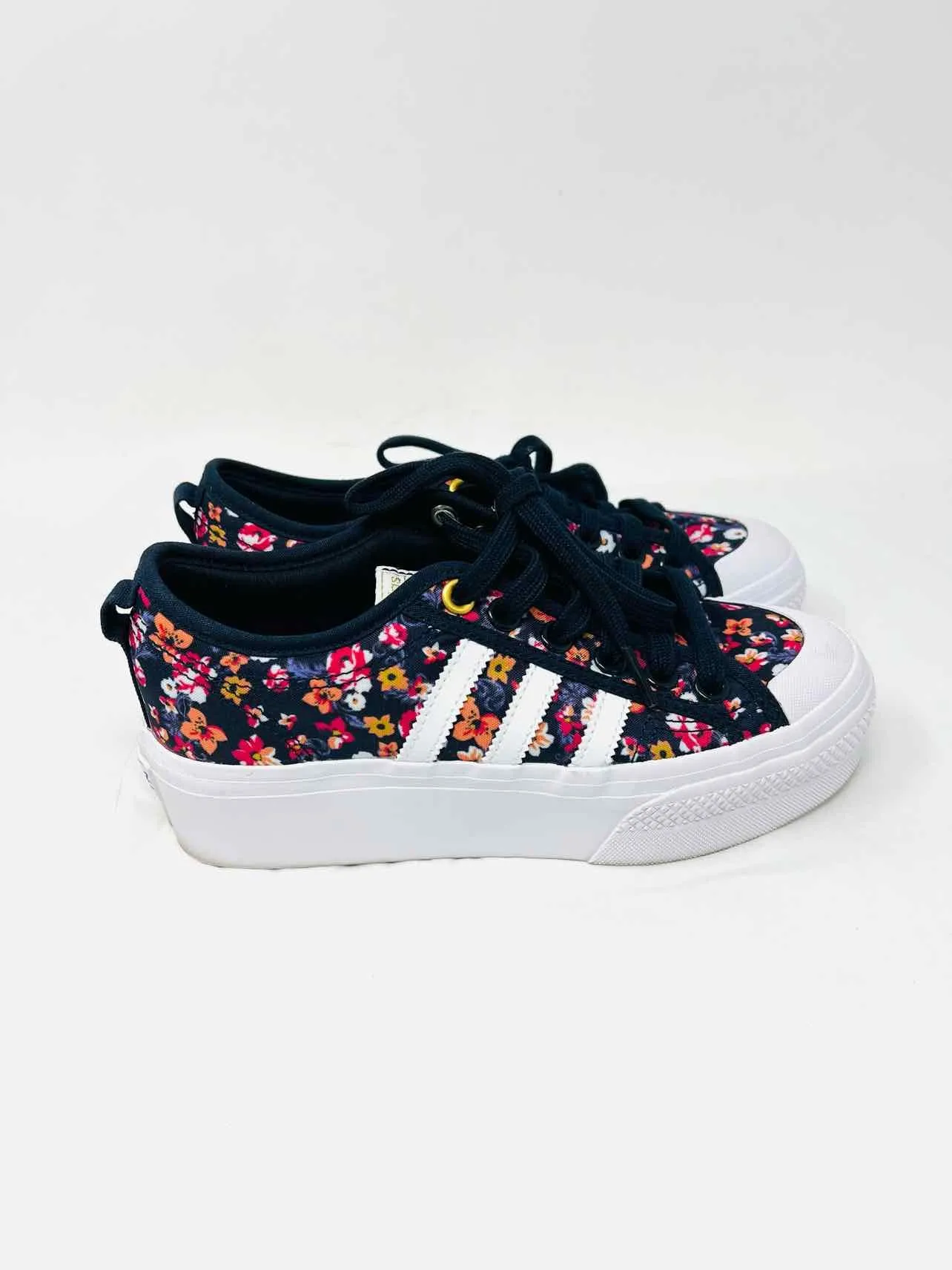 Adidas Size 6.5 Navy/Multi Floral Lace-Up Shoes Sneakers