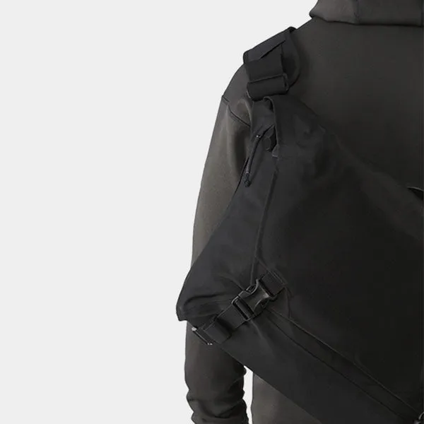 Arc'teryx LEAF Courier Bag 15