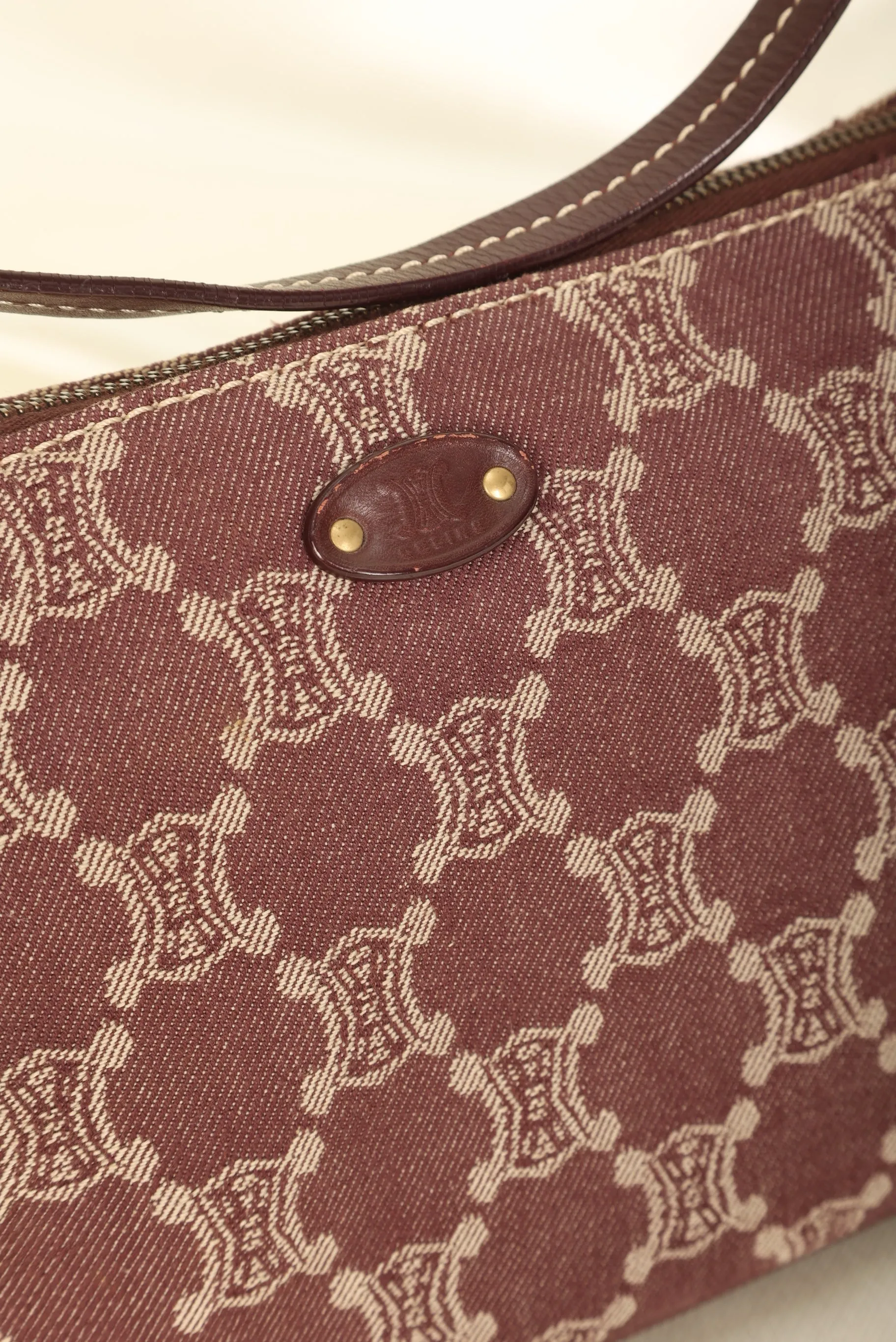 Celine Triomphe Pochette