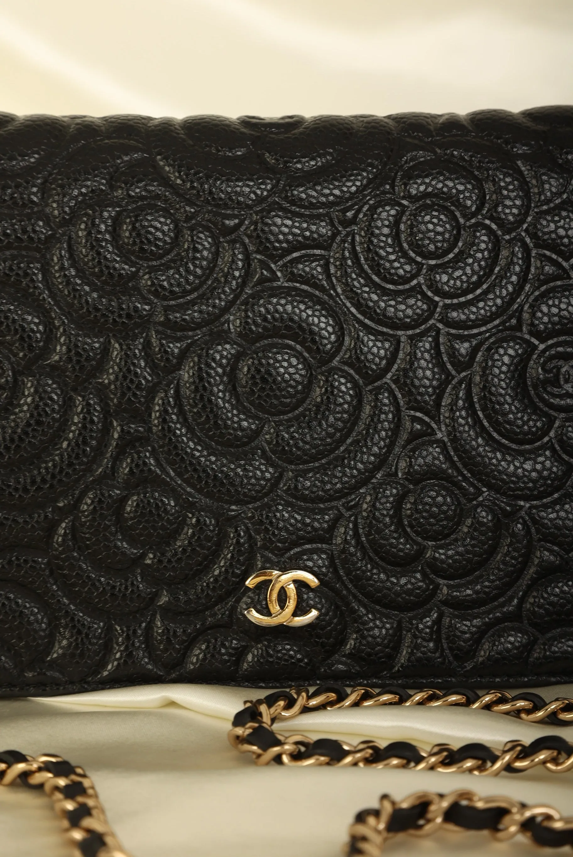 Chanel 2020 Caviar Camellia Wallet on Chain