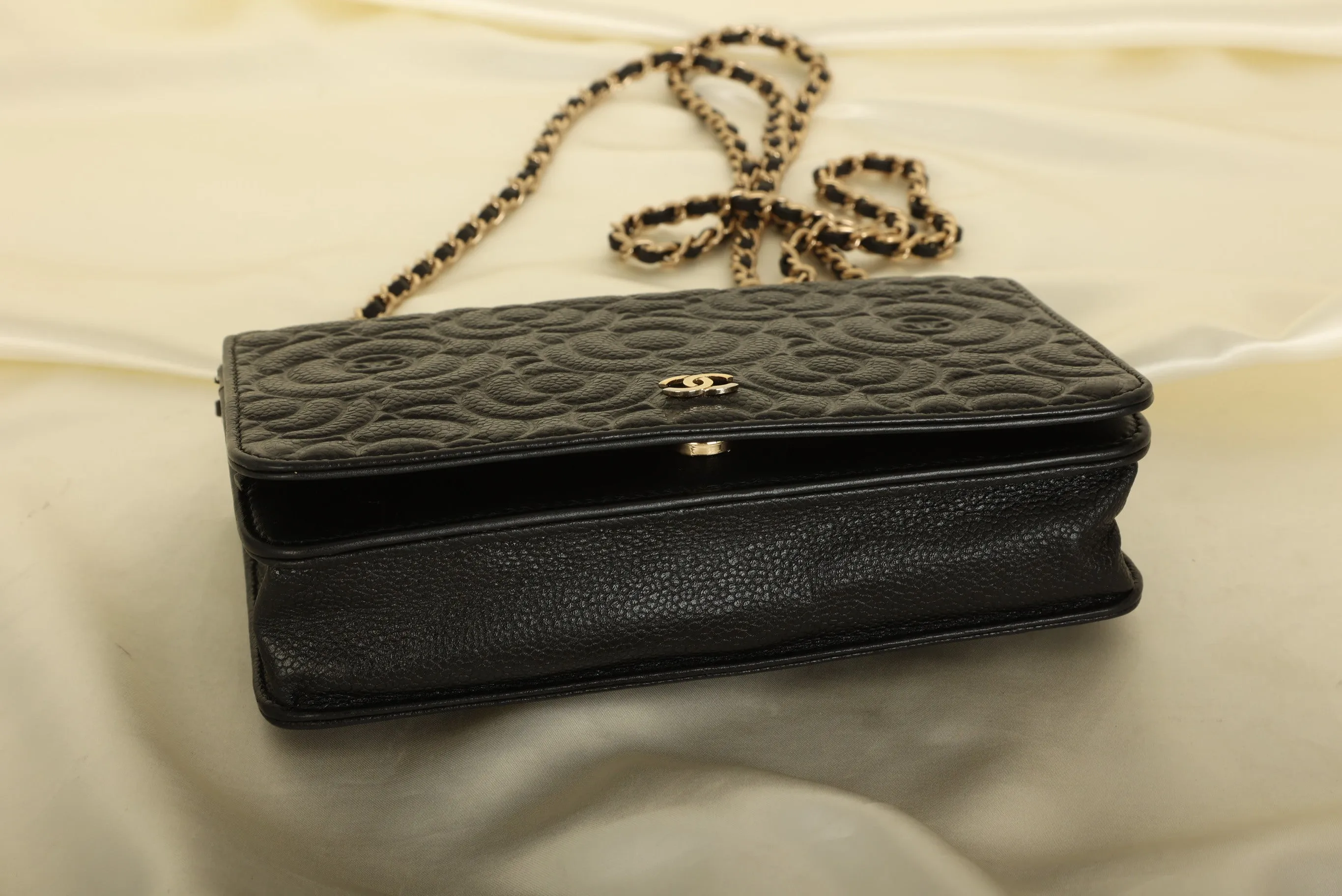 Chanel 2020 Caviar Camellia Wallet on Chain