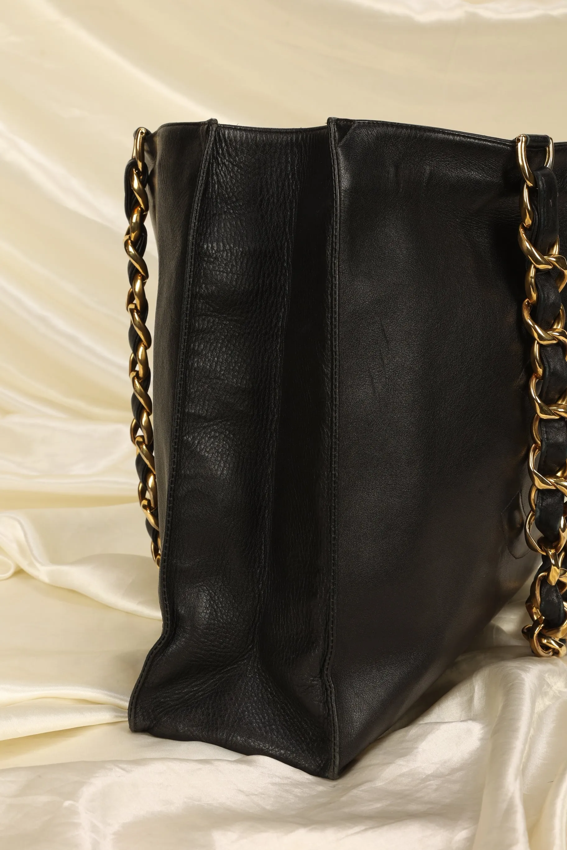 Chanel Calfskin Timeless Chunky Chain Tote