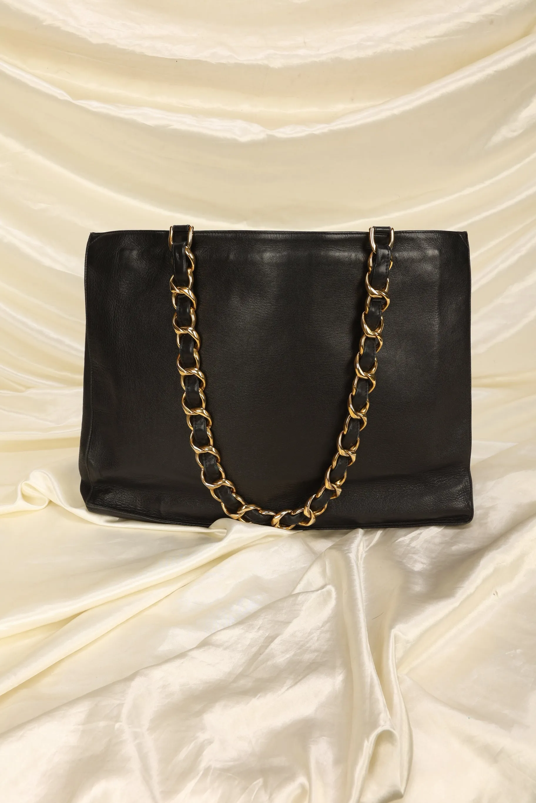 Chanel Calfskin Timeless Chunky Chain Tote