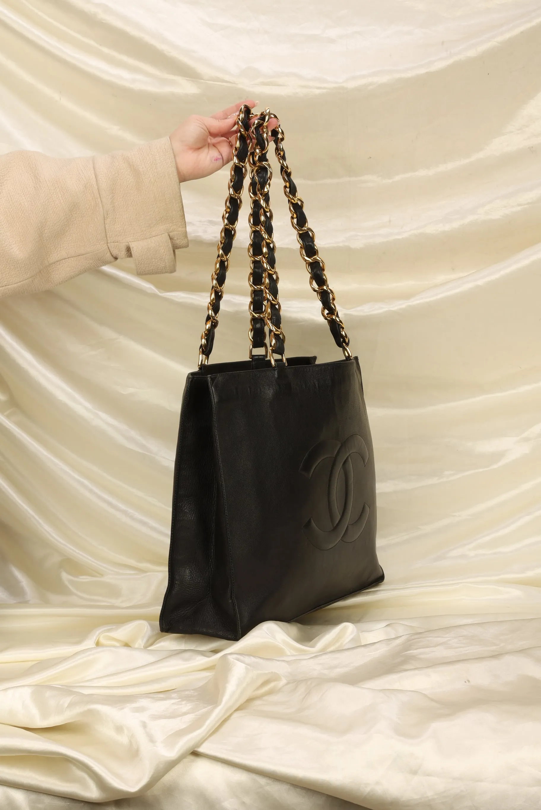 Chanel Calfskin Timeless Chunky Chain Tote