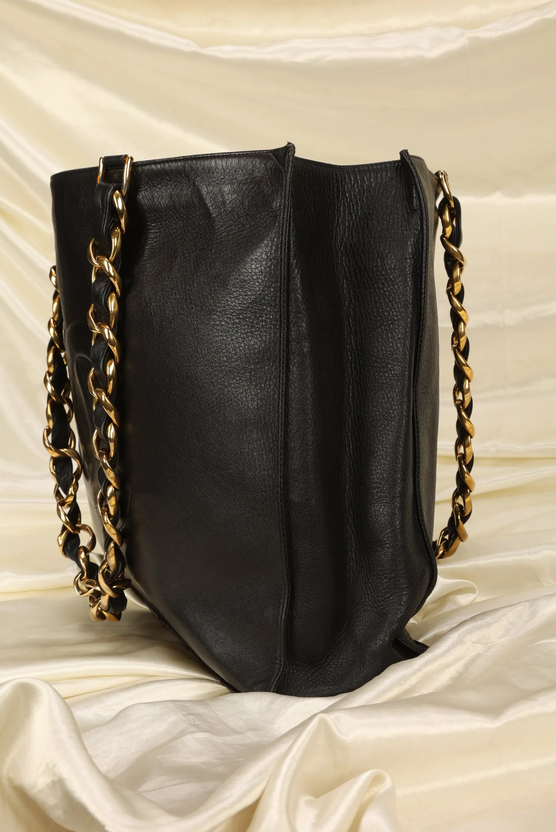 Chanel Calfskin Timeless Chunky Chain Tote