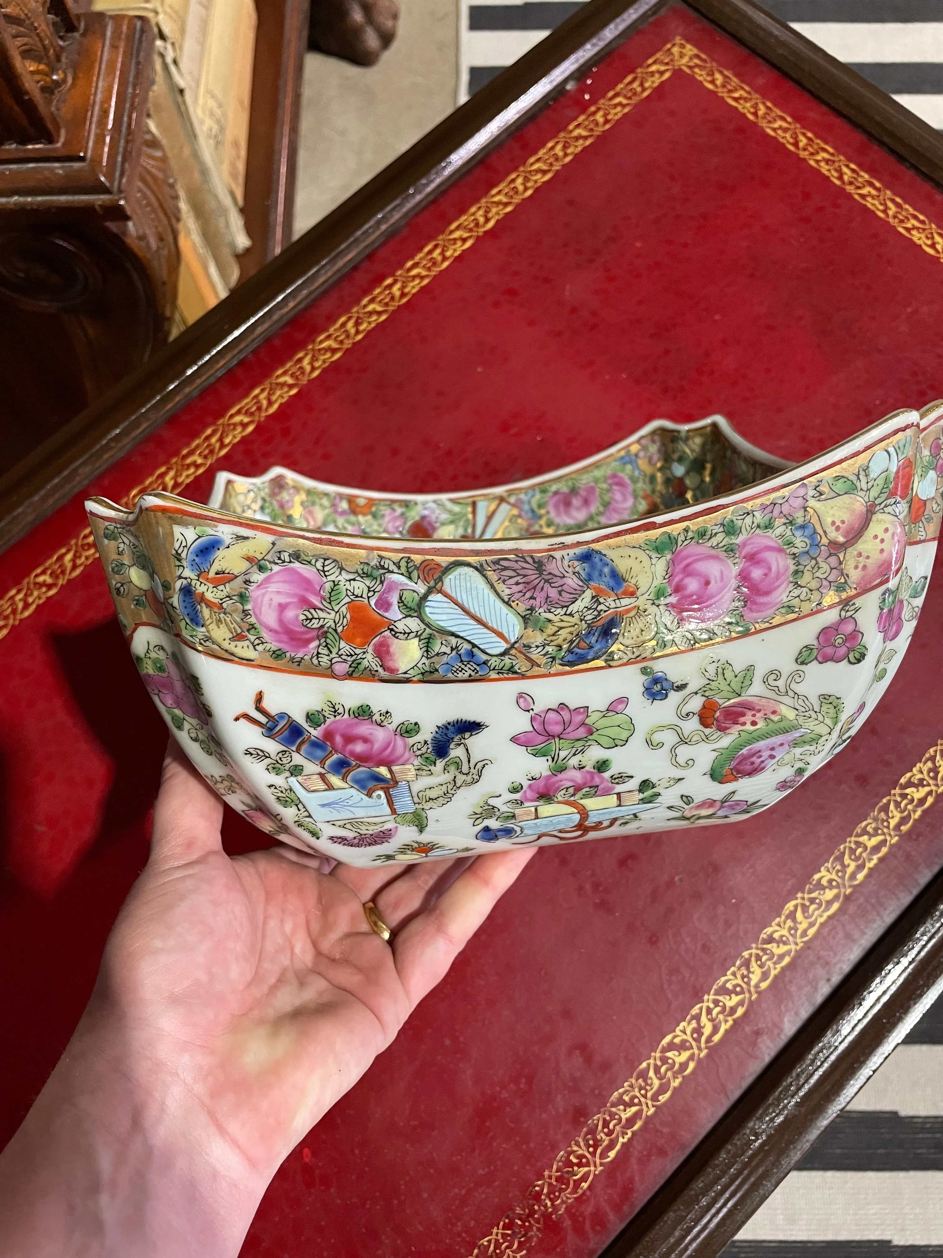 Chinese Famille Rose Porcelain Bowl