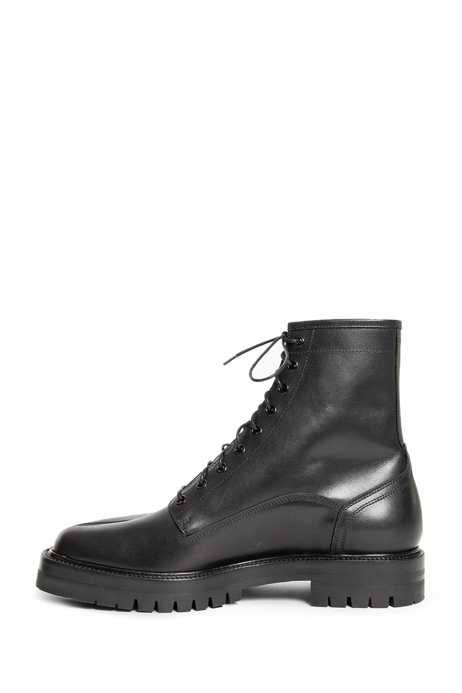 MAISON MARGIELA MAN BLACK BOOTS