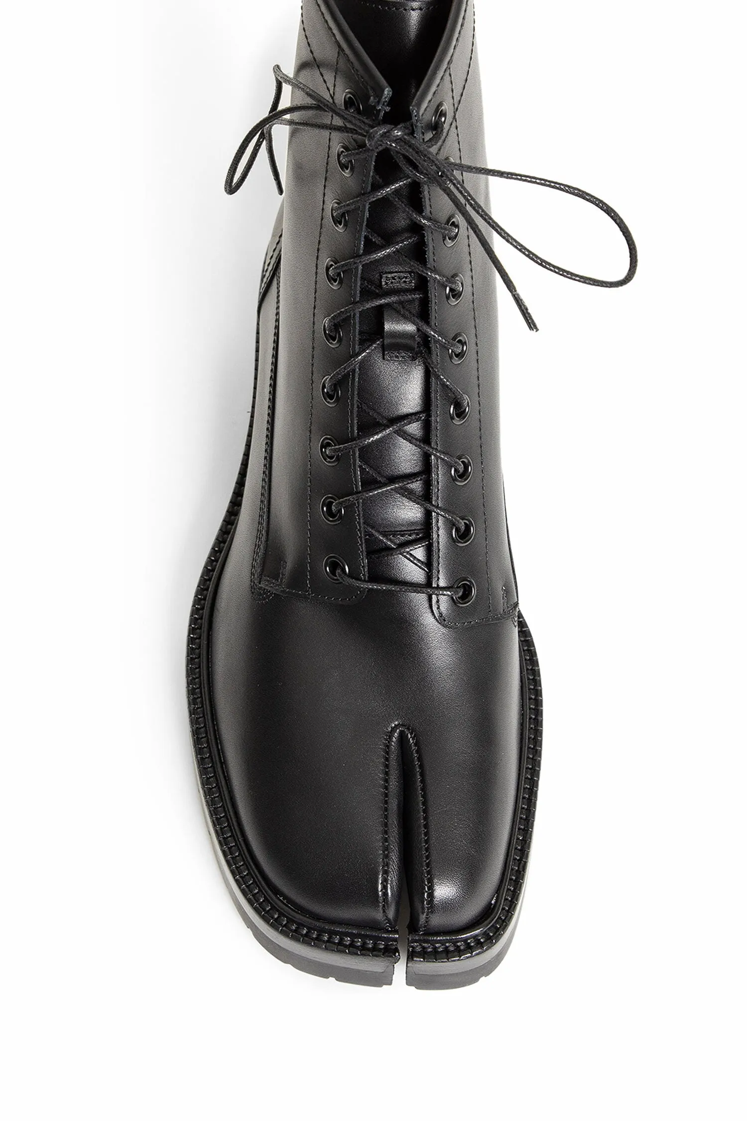 MAISON MARGIELA MAN BLACK BOOTS