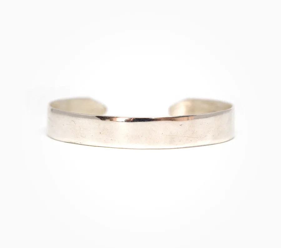 Minimalist Heavyweight Cuff - Women’s Silver Jewelry