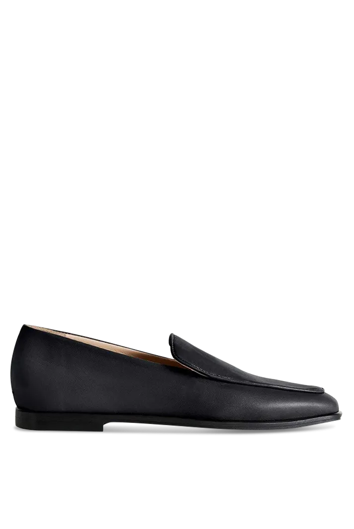 Modern Moccasin - Black