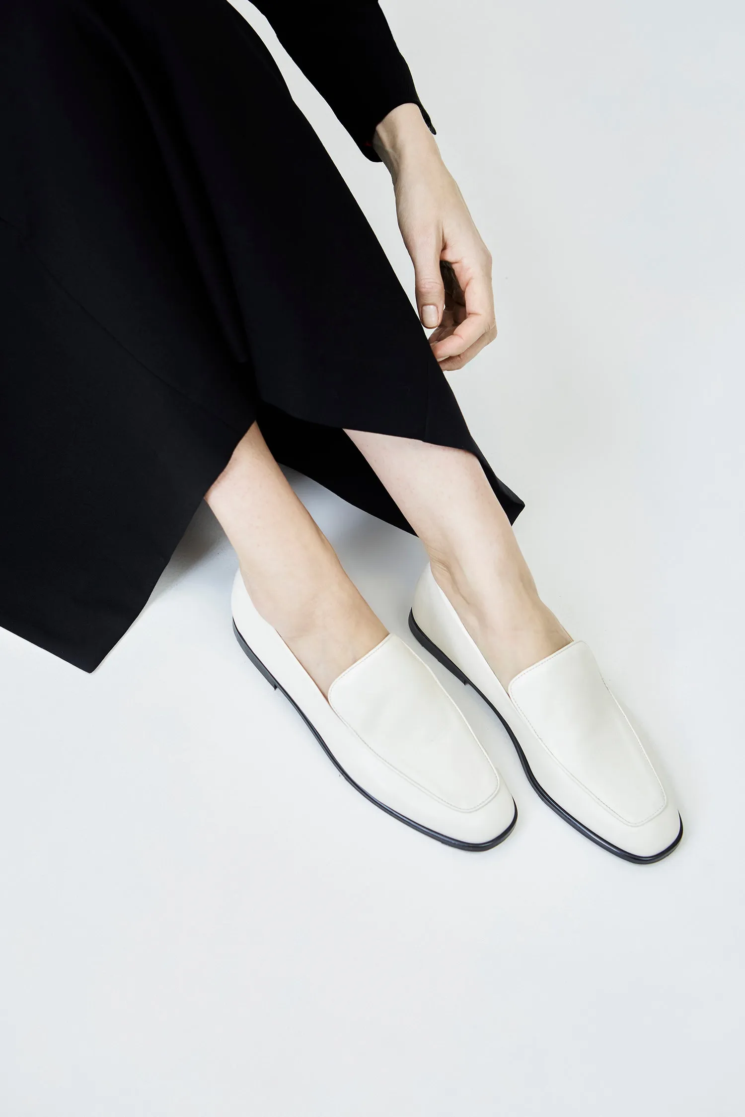 Modern Moccasin - White