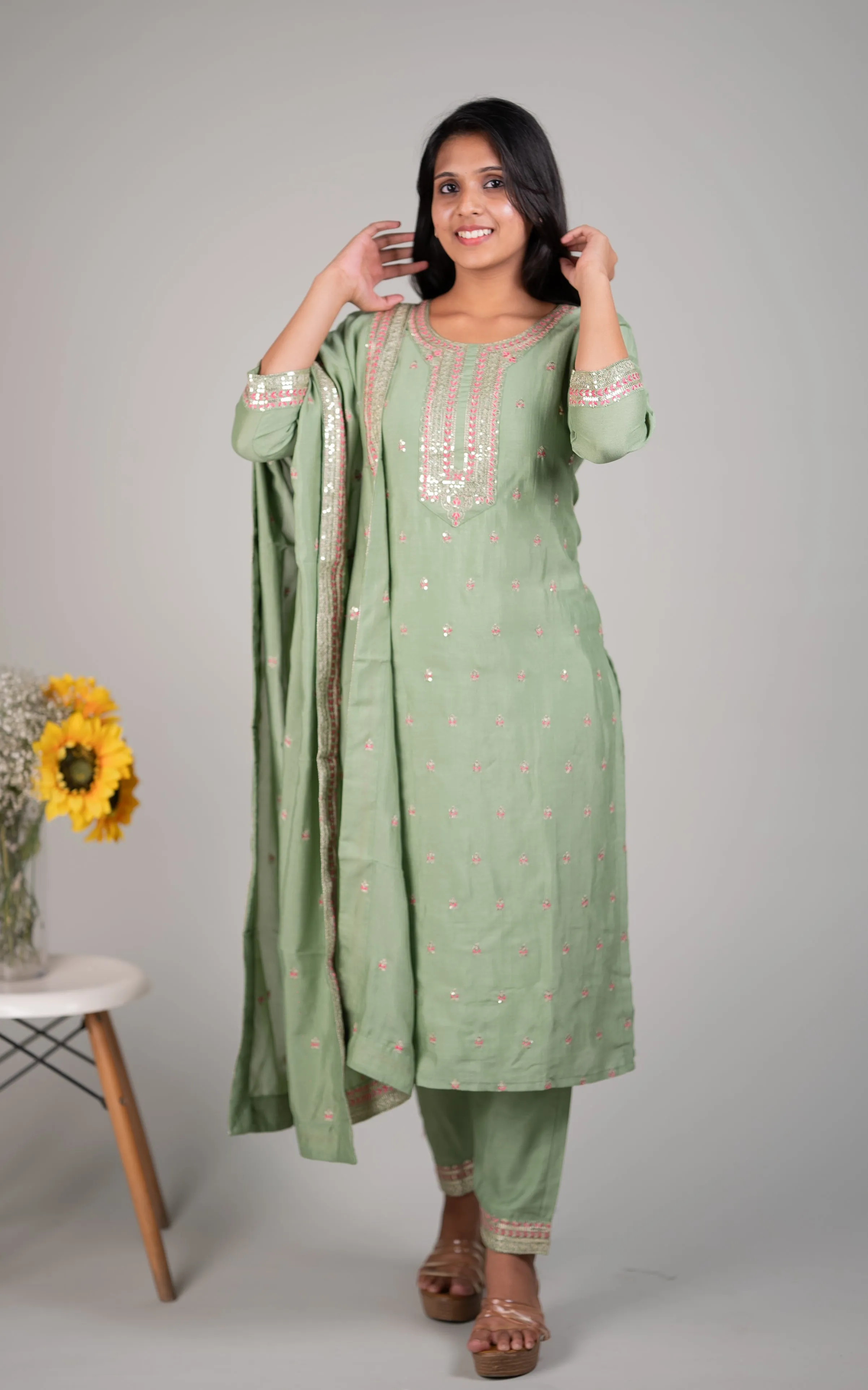 Pradhusha Green (Kurti Pant Dupatta)