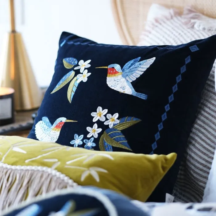 Retro Embroidered Hummingbird Decorative Cushion