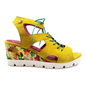 Sissors - Yellow wedge sandal