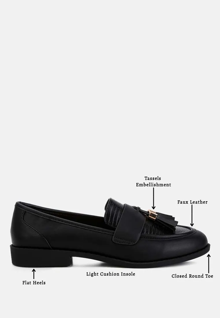 Tassels Detail Loafers By Ruw