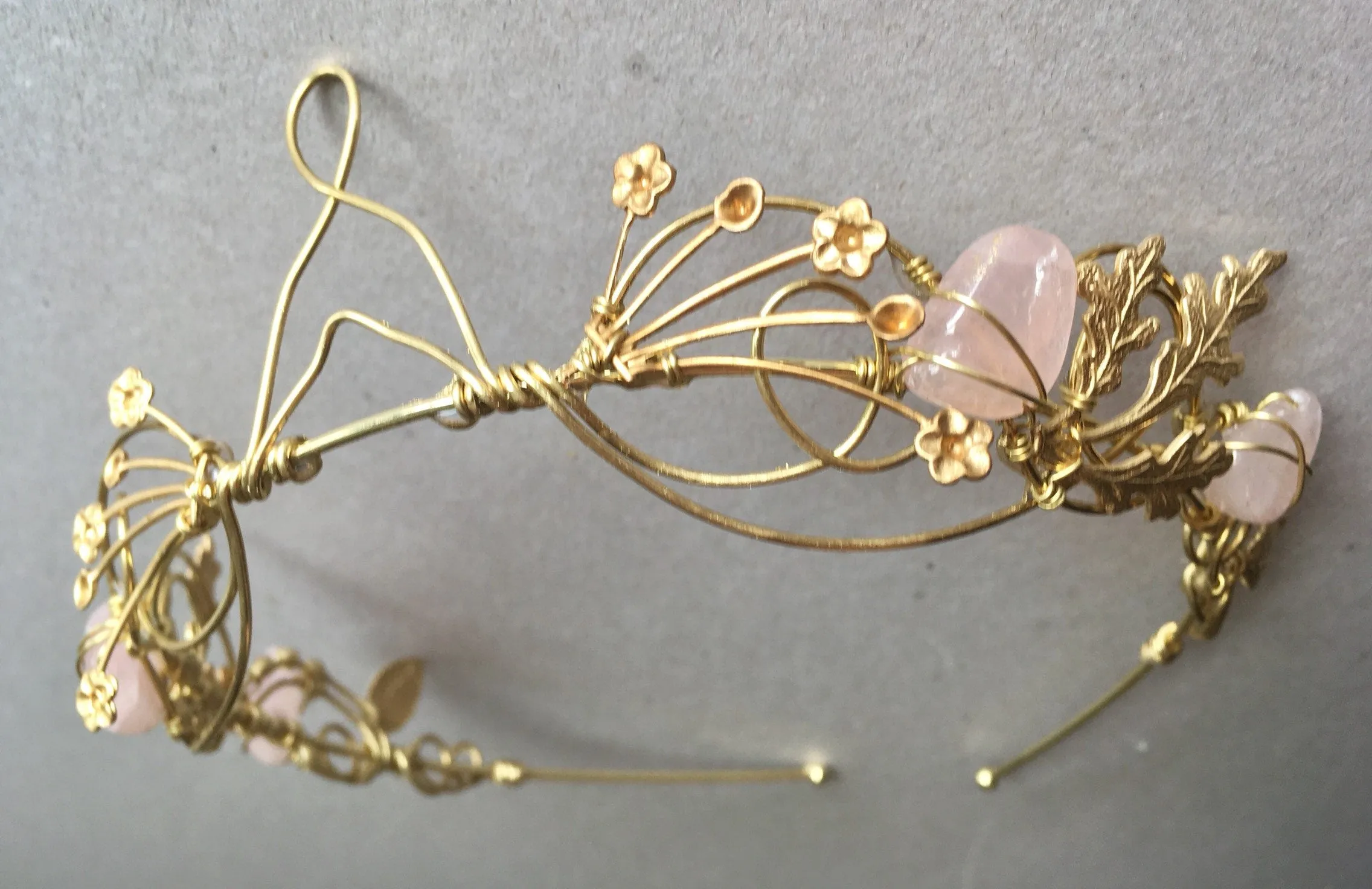 The ANAIS Rose Quartz Leaf Crown